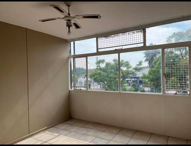 1 BEDROOM APARTMENT FOR SALE IN MUCKLENEUK